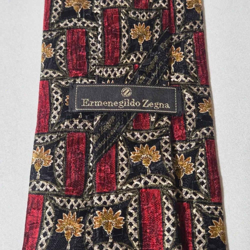 Ermenegildo Zegna Silk Tie Vintage Red Gold Geometric Floral Made in Italy